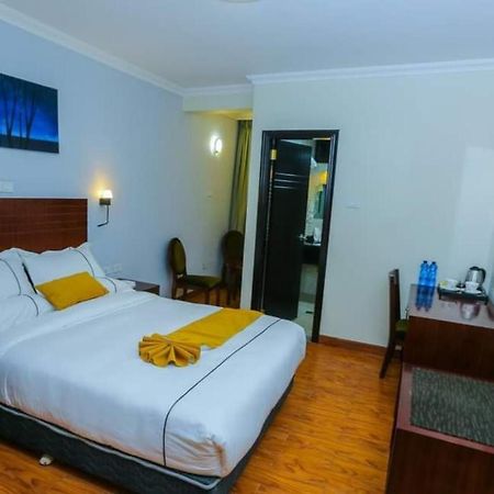 Zemalex Hotel Addis Ababa Ngoại thất bức ảnh