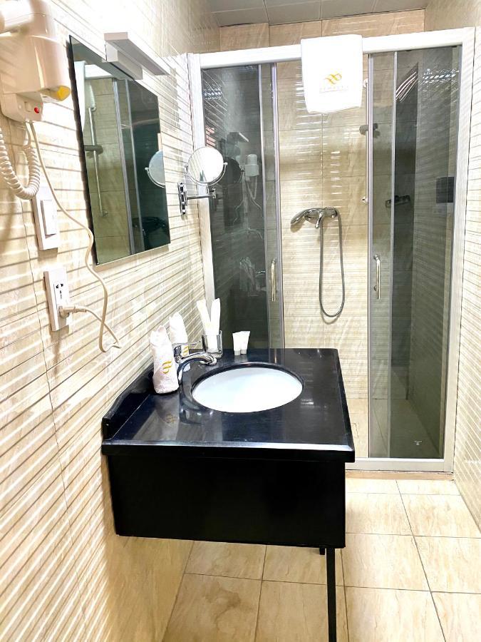 Zemalex Hotel Addis Ababa Ngoại thất bức ảnh